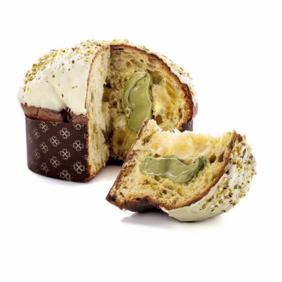 A picture of an Italian panettone cake imported by Giannetti Artisans.